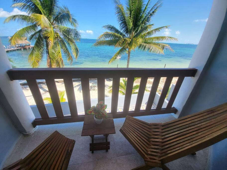 2 Rooms Apartment With Private Beach In Puerto Juarez แคนคูน ภายนอก รูปภาพ